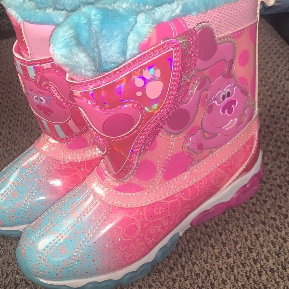 NWOT- Magenta Kids Pink and Blue Rain & Snow Boots